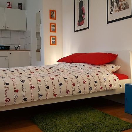 Apartments Garden ซาเกร็บ ภายนอก รูปภาพ
