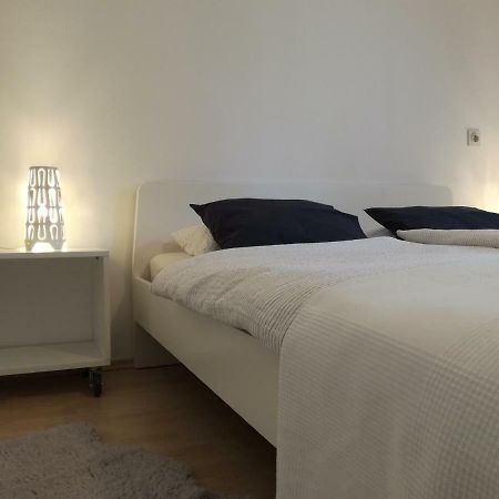 Apartments Garden ซาเกร็บ ภายนอก รูปภาพ